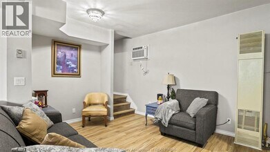 1374 Pelissier St in Windsor, ON - Building Photo - Building Photo