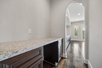 1105 E 27th St in Houston, TX - Building Photo - Building Photo