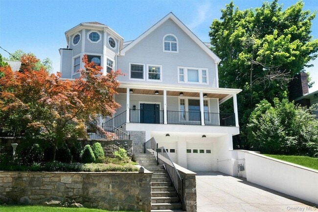 property at 624 Timpson St