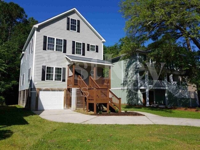 1911 Chestnut Oak Ln in Charleston, SC - Building Photo - Building Photo