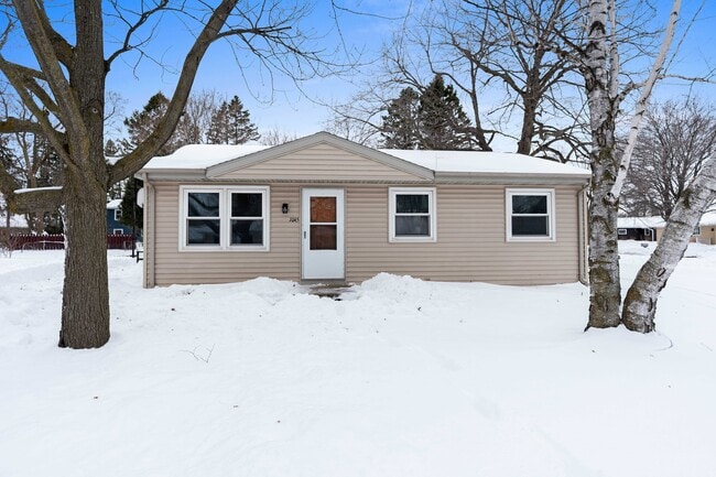 property at 1045 Green Acres Ln