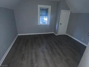 848 S 14th St, Unit 2 in Newark, NJ - Foto de edificio - Building Photo