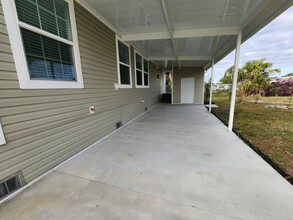 113 Windmill Blvd in North Fort Myers, FL - Building Photo - Building Photo