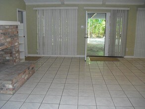 13138 Max Rd in Pearland, TX - Building Photo - Building Photo