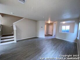 4938 Corian Springs Dr in San Antonio, TX - Building Photo