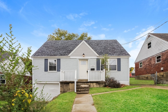 365 Anderson Ferry Rd in Cincinnati, OH - Building Photo