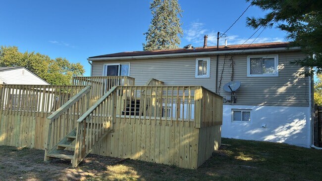 5071 Albany Dr in Columbus, OH - Building Photo - Building Photo