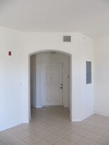 8858 W Flagler St in Miami, FL - Building Photo