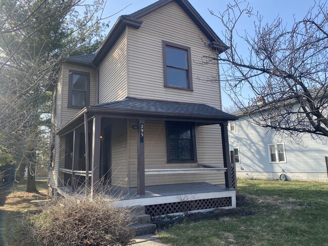 295 S Yale Ave in Columbus, OH - Building Photo - Building Photo