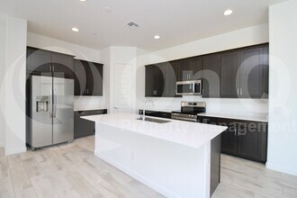 3871 E Rainbow Dr in Chandler, AZ - Building Photo - Building Photo