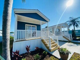 1701 Post Rd in Melbourne, FL - Building Photo