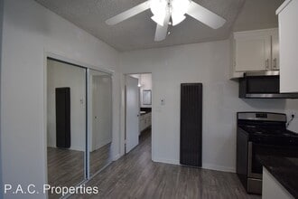 12255 Burbank Blvd in Los Angeles, CA - Building Photo - Building Photo