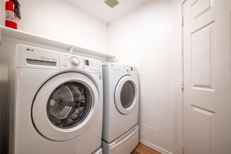 7246 Wimberly Oaks Ln in Richmond, TX - Building Photo - Building Photo