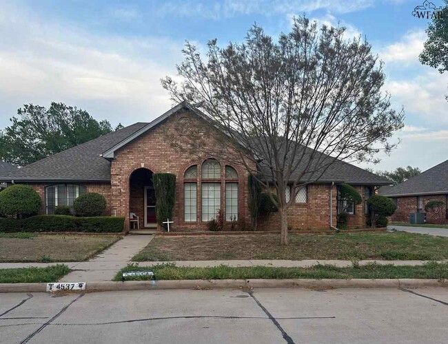 property at 4537 Wendover St