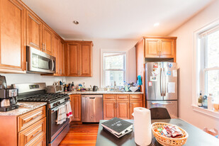 26 Boylston St, Unit 2 Apartamentos