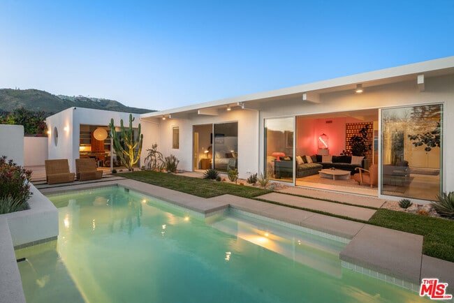 property at 1227 Tellem Dr