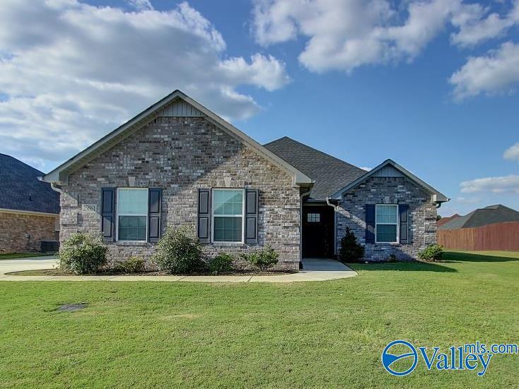 25861 Caldera Dr in Athens, AL - Building Photo