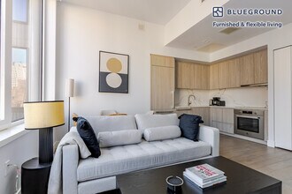 200 E 23rd St in New York, NY - Building Photo - Building Photo