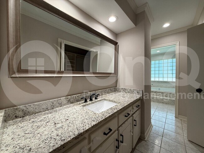 property at 2328 Tamarisk Dr