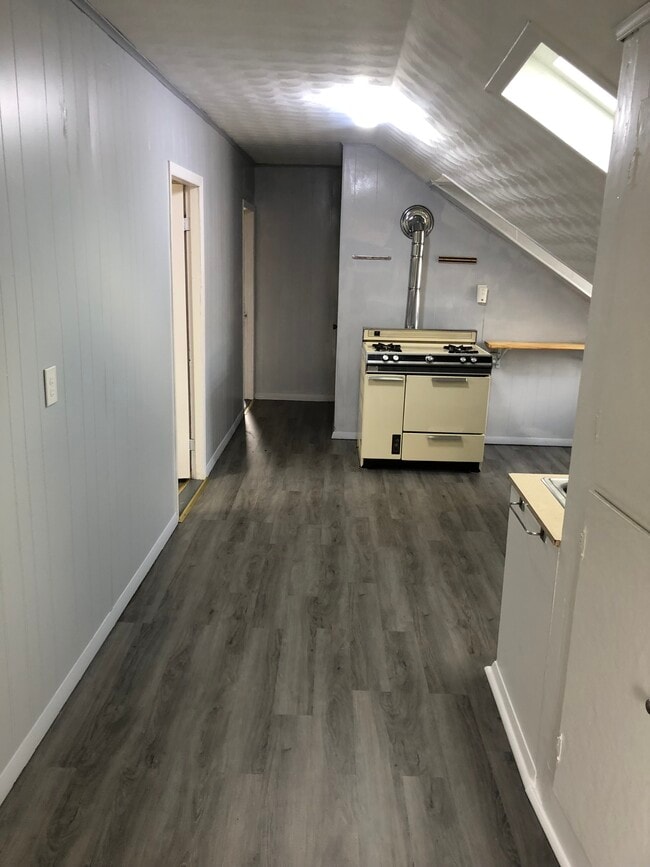 62 Sherman St, Unit 3