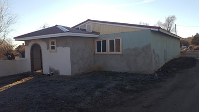 8-10 Cisco Rd in Questa, NM - Building Photo - Building Photo