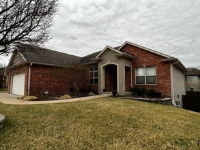 3314 Red Bay Creek Rd in Columbia, MO - Foto de edificio - Building Photo
