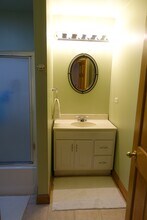 3553 S Hermitage Ave, Unit 1 in Chicago, IL - Building Photo - Building Photo