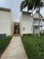 1900 Brittany Dr in Melbourne, FL - Building Photo