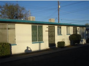 Kleindale Apartmants in Tucson, AZ - Foto de edificio - Building Photo