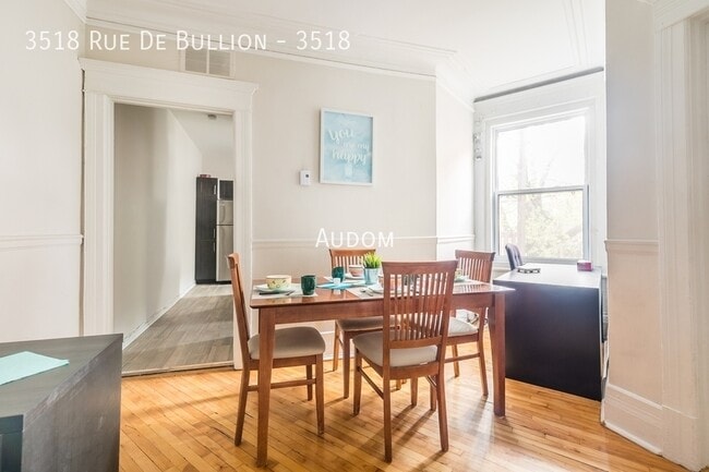 3518 Rue De Bullion in Montréal, QC - Building Photo - Building Photo