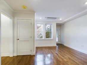 3 Morton Pl, Unit 1A in Boston, MA - Building Photo - Building Photo