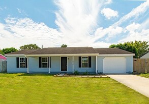 1214 Port Malabar Blvd NE in Palm Bay, FL - Building Photo