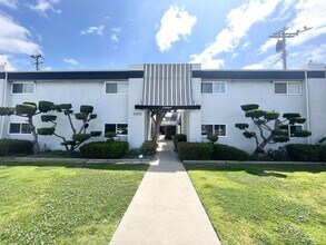 Welcome to the Beautiful Cameo Apartments in Torrance, CA - Building Photo - Building Photo