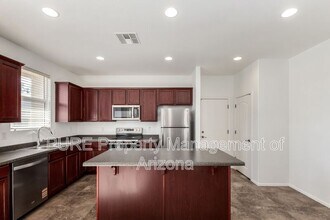 4044 E Oakland St in Gilbert, AZ - Building Photo - Building Photo