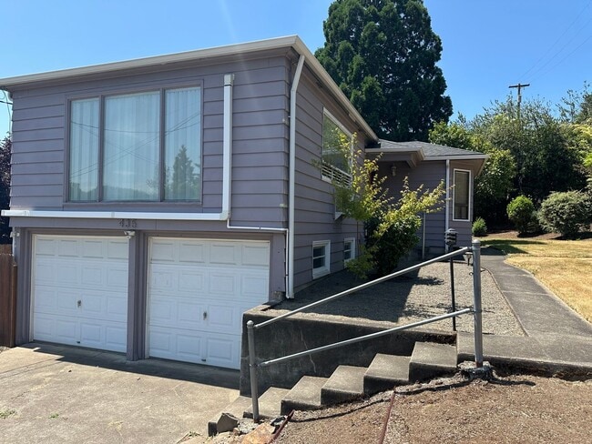 property at 435 Riverview Blvd