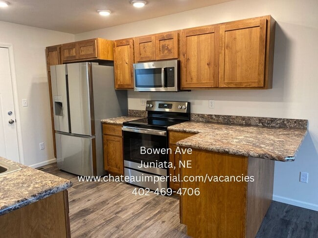 600 N Bowen Ave in Juniata, NE - Building Photo - Building Photo