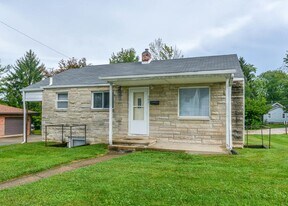 207 E 14th St in Bloomington, IN - Building Photo