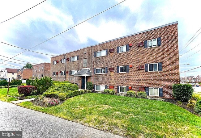 property at 4411 Sheffield Ave