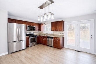 1715 Dover Trace Dr in Fenton, MO - Building Photo - Building Photo