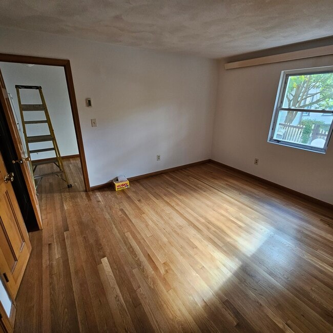 54 Vineland St, Unit 1