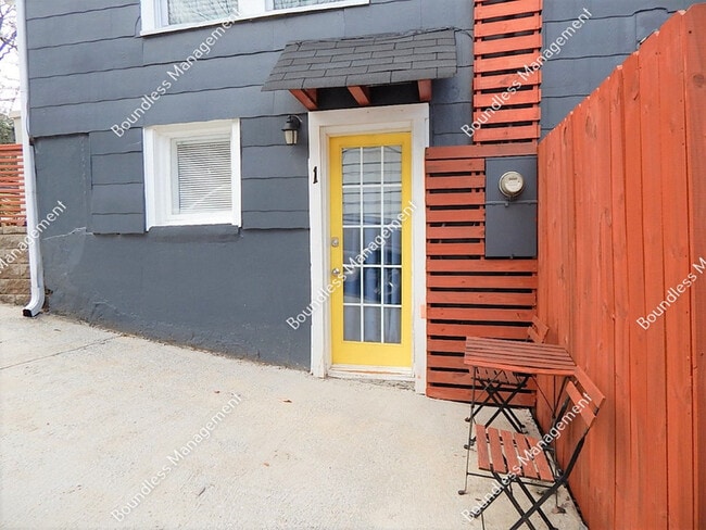 property at 522 Morgan St NE