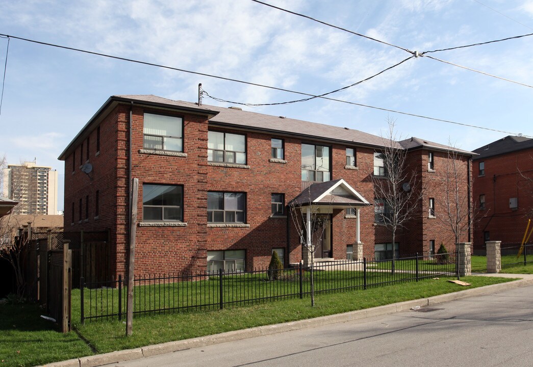 16 Arrowsmith Ave in Toronto, ON - Building Photo