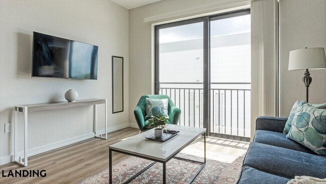 4341 34th St S, Unit 467 in St. Petersburg, FL - Foto de edificio - Building Photo