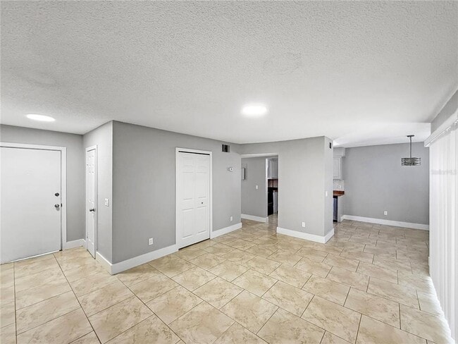 46 N Fairfax Ave in Winter Springs, FL - Building Photo - Building Photo
