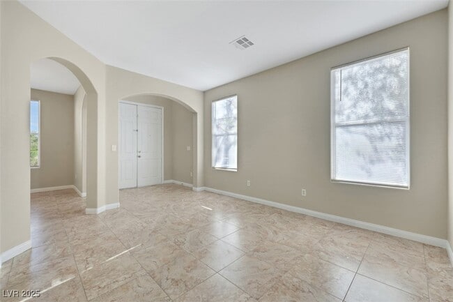 820 Wintera Ct in Henderson, NV - Building Photo - Building Photo