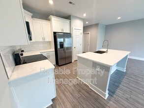 4 S Laird Dr in Clayton, NC - Building Photo - Building Photo