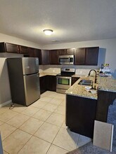 11 S Kansas Ct in Newton, KS - Building Photo - Building Photo