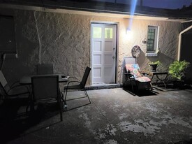 1674 Louis Dr in Kissimmee, FL - Building Photo