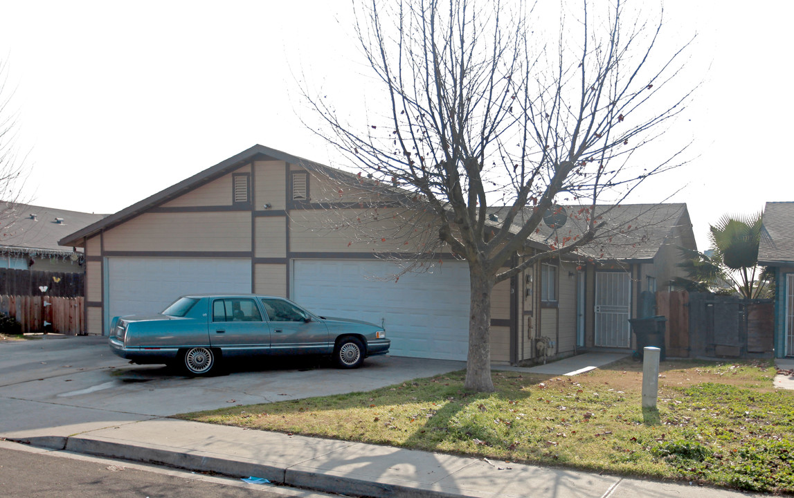 1428 Pecos Ave in Modesto, CA - Building Photo