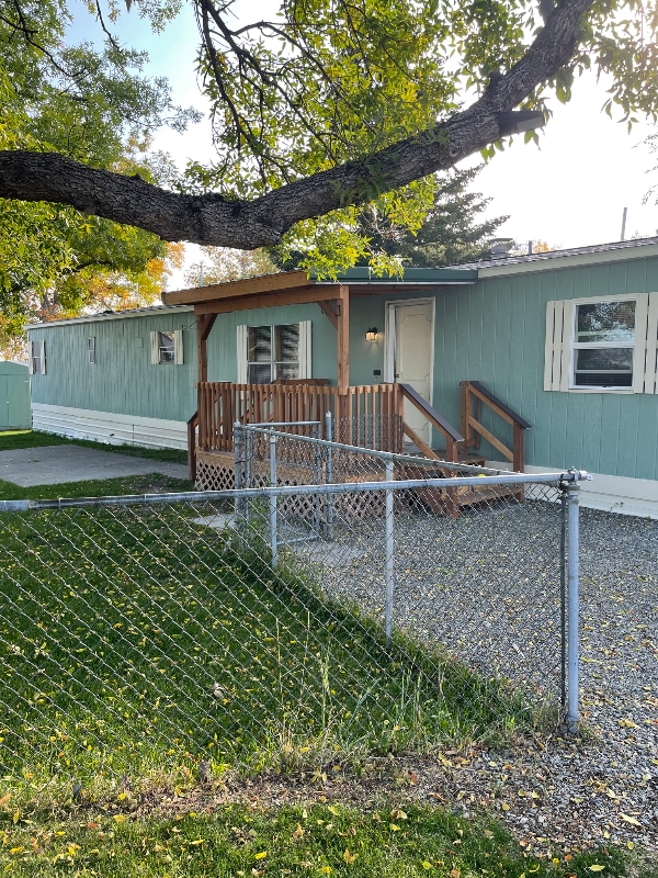 property at 2731 Dodge Ave